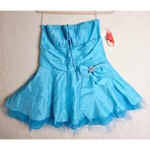 Cindy Collection NWT SzXL Blue Strapless Mini‎ Layered Dress. Fairytale Prom day